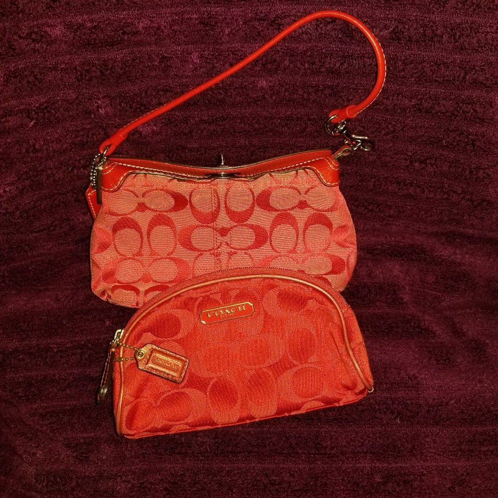 Coach large turnlock wristlet & makeup bag
